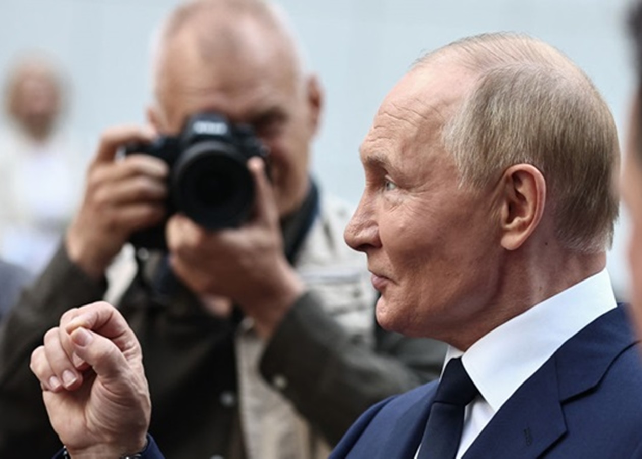 Путін обіцяє зупинити війну в обмін на схід – WSJ