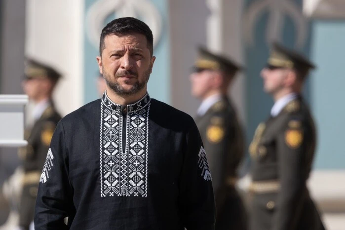 Зеленський одягнув на День Незалежності особливу вишиванку: скільки вона коштує