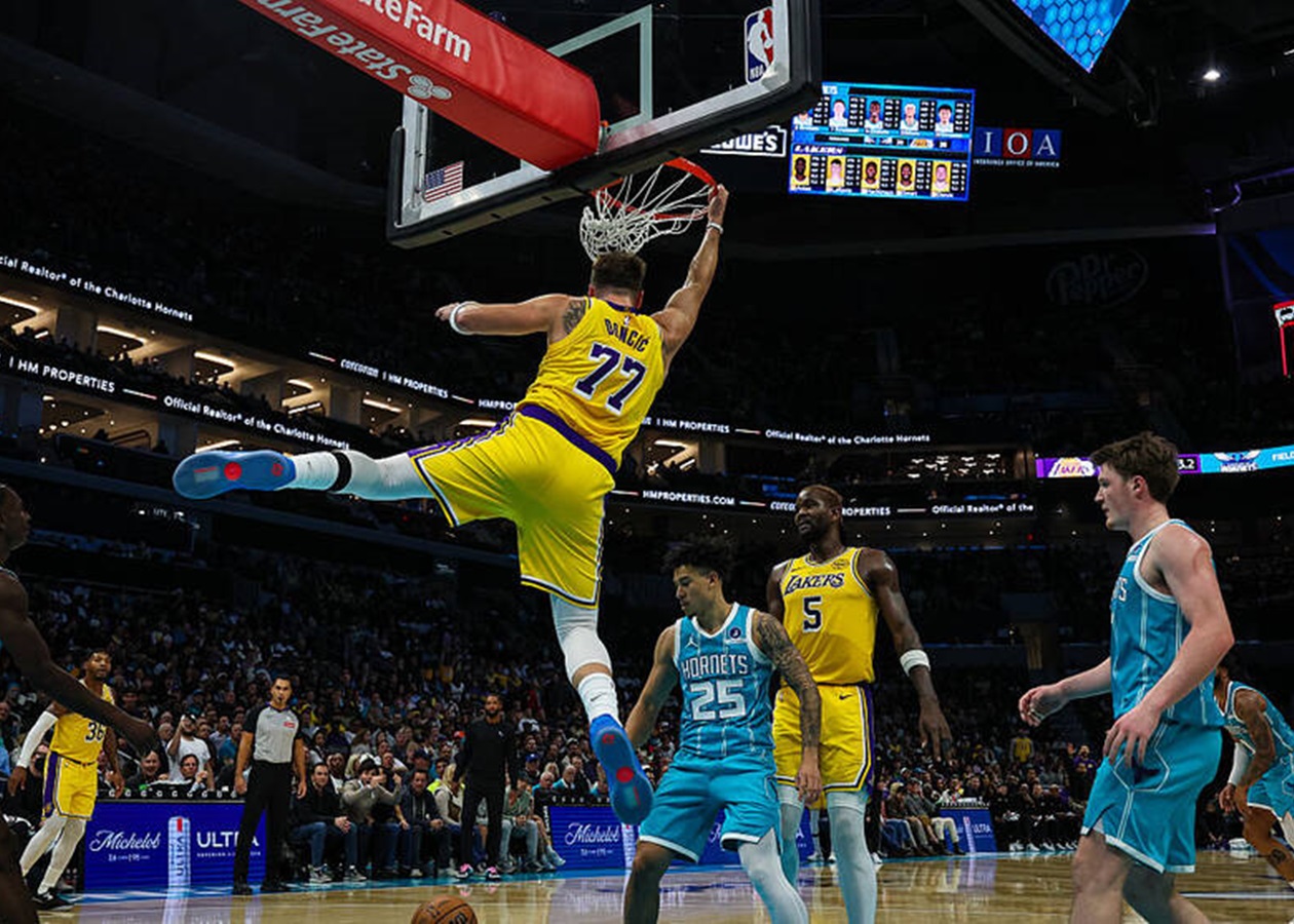 НБА: успішний вечір для Маямі та Лейкерс