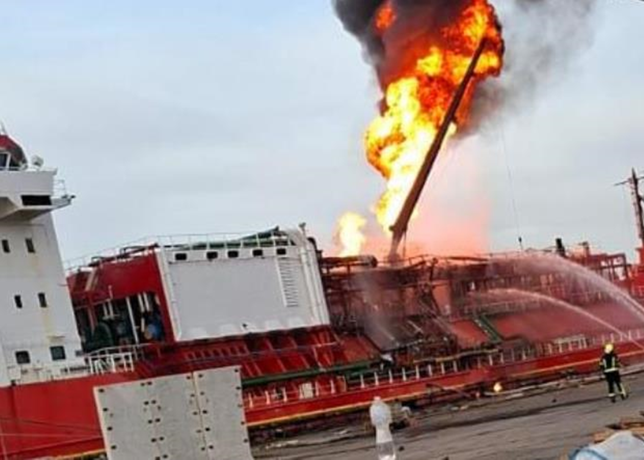 В Румунії евакуювали село після влучення дрона РФ в танкер з газом