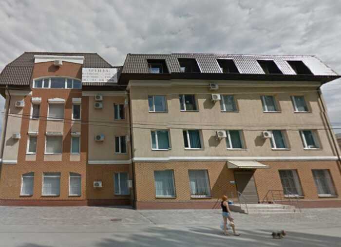 «Нагальна потреба» на 31 мільйон: КП з прифронтового Добропілля купило будівлю у Дніпрі для ВПО