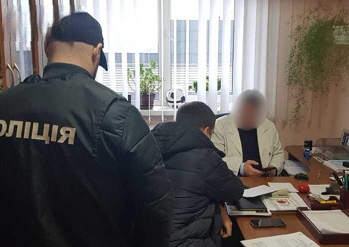 На Житомирщині викрили лікарів на вимаганні грошей за фіктивні діагнози