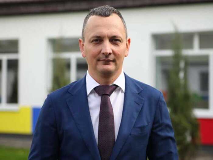 10 мільйонів доларів розкрадань: НАБУ відправило під суд Резніченка, але оминула «смотрящого» за «Великим будівництвом» Голика