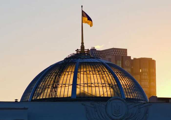 НАБУ і САП заявили про викриття злочинної групи, до якої входили нардепи від “Слуги народу”