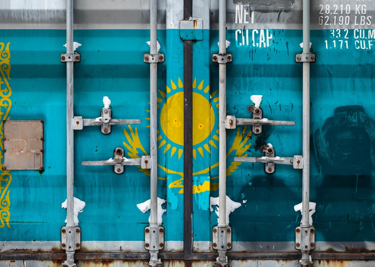 Казахстан посилив експортний контроль для постачань Росії - СЗР