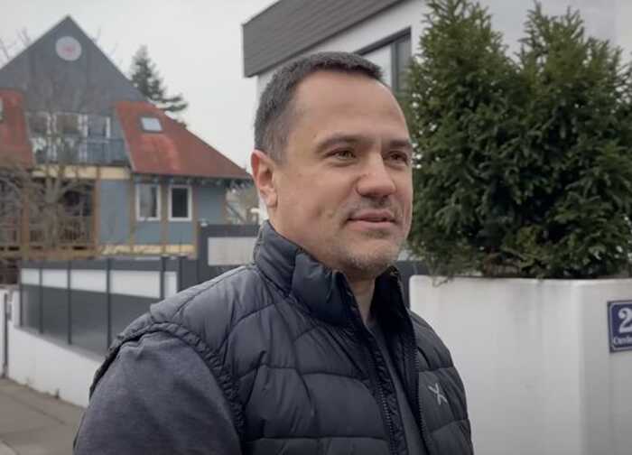 НАБУ арештувало недобудований палац Дениса Комарницького в Козині