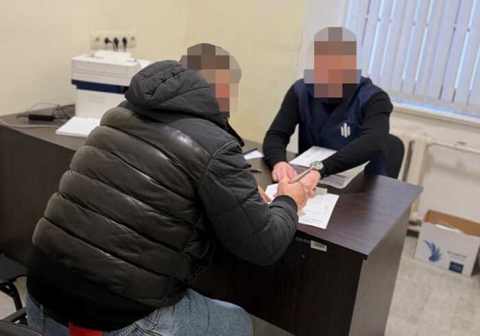 ДБР звинувачує підполковника Нацгвардії у незаконних виплатах і завданні 72 мільйонів збитків