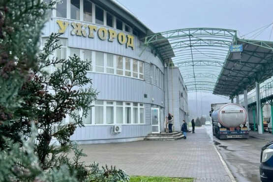 «Кава» по 50 доларів: автоімпортер показав, як працює схема на митному посту Ужгорода