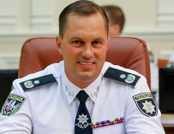 Гучна справа про контрафактні цигарки: Ексначальника поліції Головіна звільнили від відповідальності