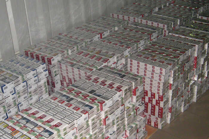 Онлайн-контрабанда тютюну: як держава щороку втрачає 34 мільярди гривень