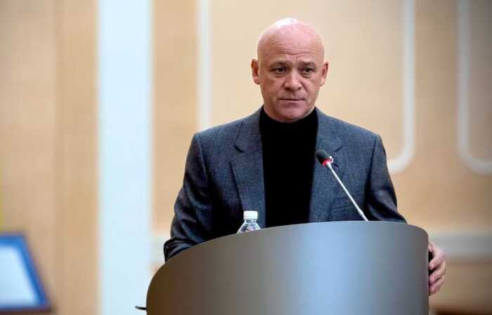 Суд скасував домашній арешт для ексмера Одеси Генадія Труханова