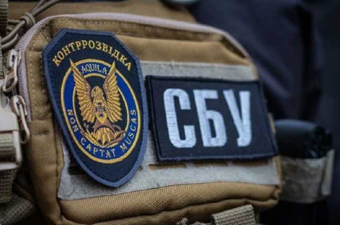 СБУ викрила трьох податківців у Чернігові за отримання неправомірної вигоди