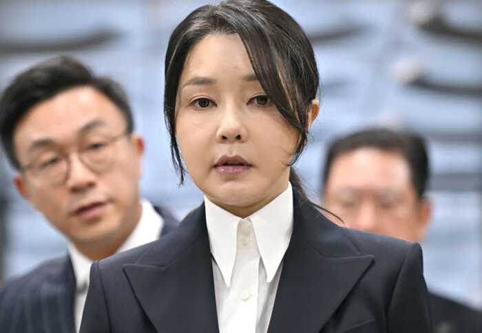 Дружині експрезидента Південної Кореї дали 20 місяців в’язниці за розкішні подарунки