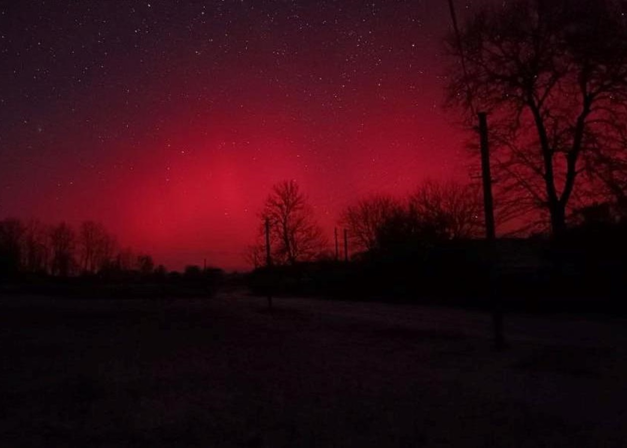 На Сумщині фіксували полярне сяйво і подвійне гало