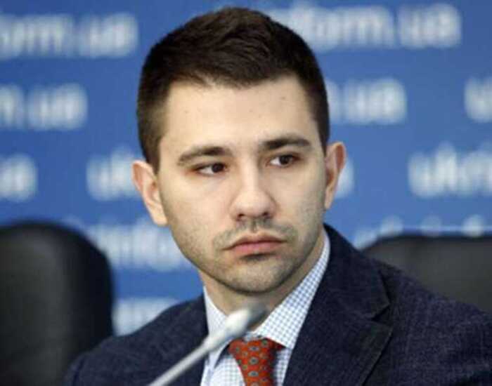 Оборонка по знайомству і мільйони кешу: як Павло Барбул без досвіду очолив “Спецтехноекспорт” і після звільнення залишився з готівкою та медійним захистом