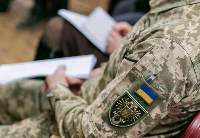 ДБР заочно звинуватило колишнього заступника начальника Одеського ТЦК Дениса Галушка у незаконному збагаченні на 37,7 мільйона гривень