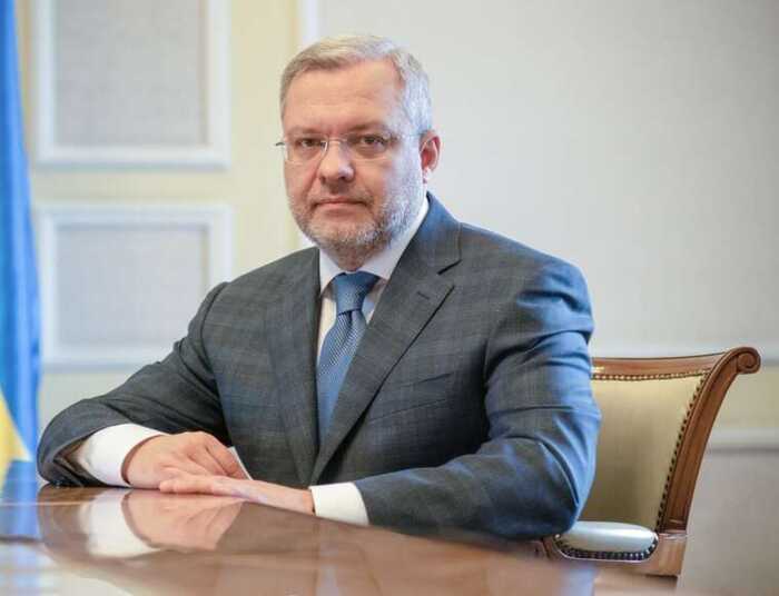 «У дітей багато хрещених»: Галущенко пояснив оплату елітного навчання сина у швейцарському коледжі за 200 тисяч доларів на рік