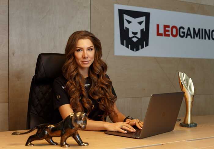 Перед санкціями РНБО: власниця схемного Ibox Bank Альона Шевцова переписала десятки об’єктів елітної нерухомості на матір