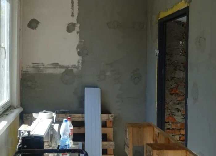 Посадовців міськради Хмельниччини підозрюють у зловживаннях під час закупівлі житла для ВПО