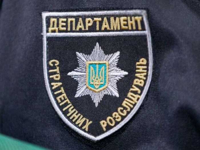 Поліцейський‑мільйонер і контрафактний ринок: як начальник «антикорупційного» відділу УСР у Хмельницькому Кицан покриває кримінальні схеми