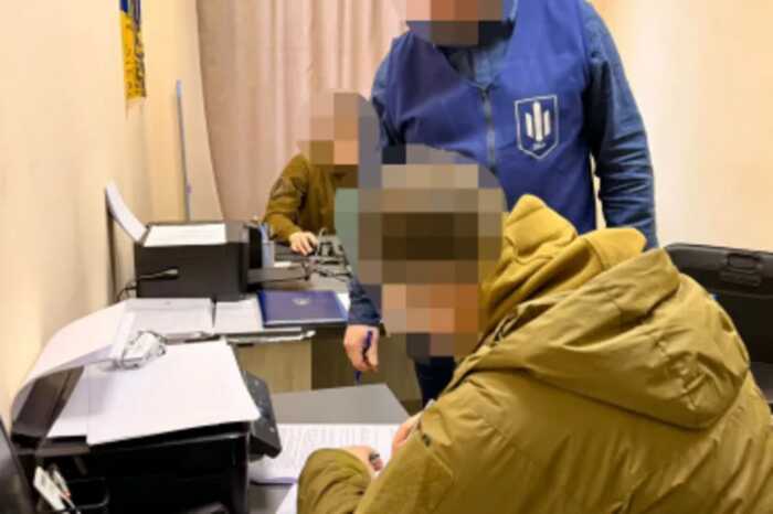 У Хмельницькому ексслідчого підозрюють у привласненні 2,5 мільйона гривень речових доказів