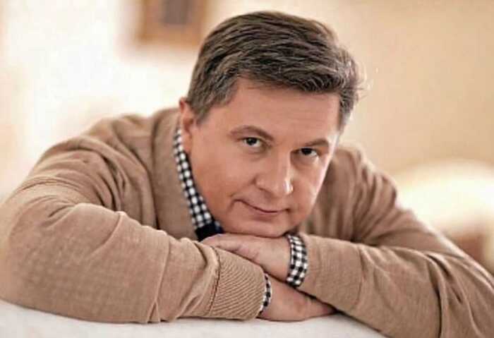 Яхти Miss Chocolate і Furious сина експрем’єра-втікача Азарова, оформлені через офшори, під час війни курсують між кримськими портами, Туреччиною та Британією