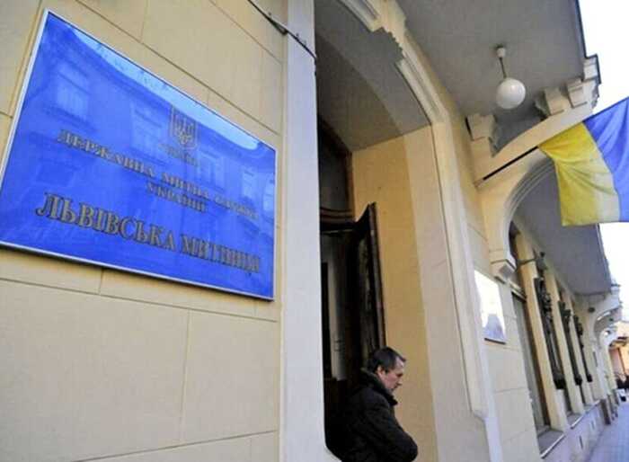 Інспектор Львівської митниці задекларував лише 379 тисяч гривень доходу без жодного майна