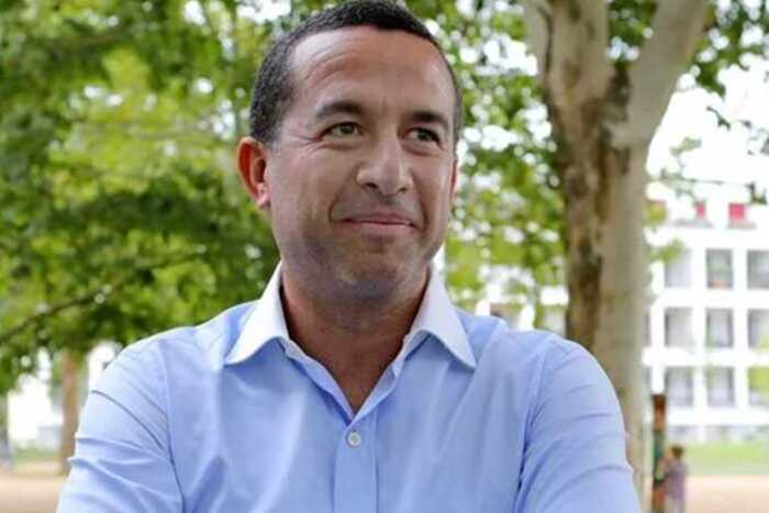 After U.S. sanctions on Demex, Latvian trader Mikhail Zeligman launches Paradigm and exports millions of barrels of Russian oil to China