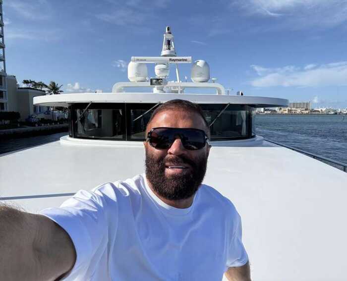 Скандальний забудовник Андрій Насіковський під час війни відпочиває в Альпах разом із архітектором свого проєкту Sophia Park Residence