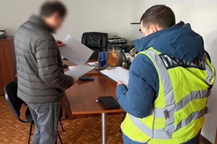 На Херсонщині викрили схему незаконного обміну водійських посвідчень