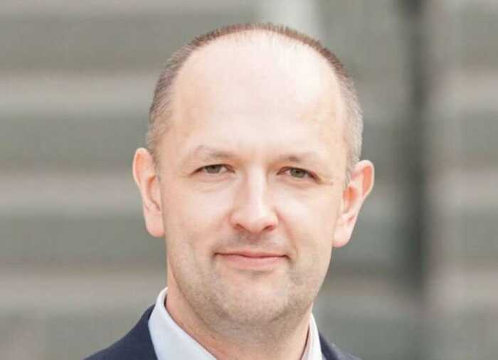 Заступнику голови Ощадбанку Олегу Стринжі повідомили про підозру у розтраті 140 мільйонів гривень