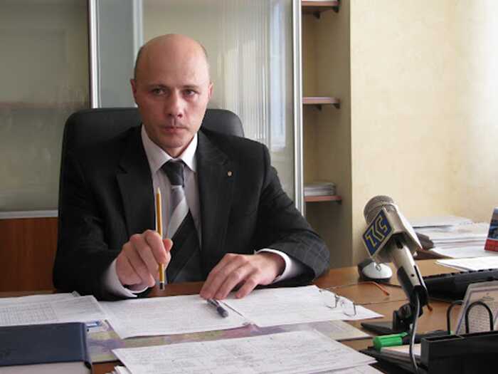 П’ять квартир, будинок і Mercedes: НАЗК знайшло приховані активи на 20 мільйонів експодатківця Сумській області Олексія Мазуренка