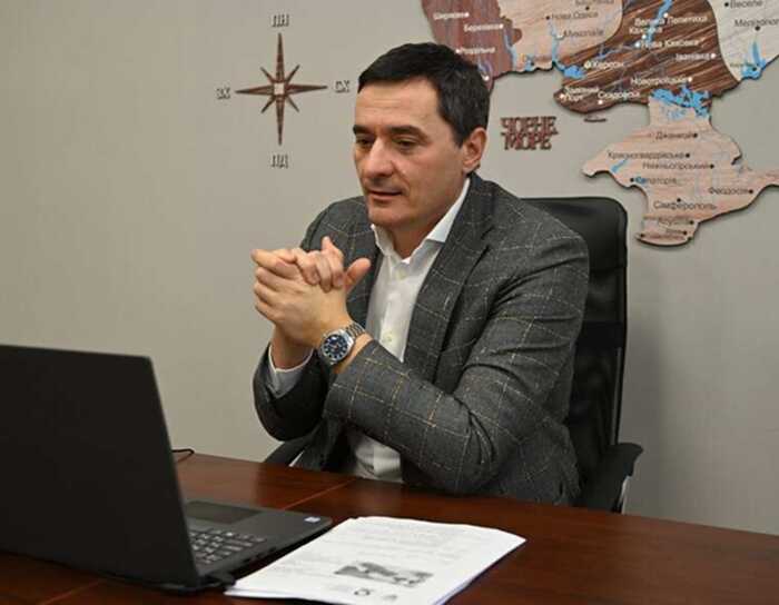 Плагіат російської дисертації, зв’язки з Поплавським і майно на родичах: що відомо про голову Держслужби якості освіти Руслана Гурака