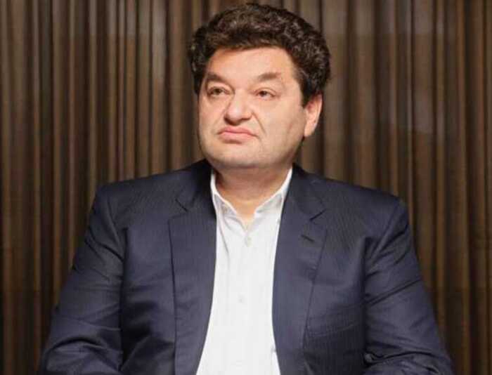 Підсанкційний олігарх Вадим Єрмолаєв переписує активи на доньку й номіналів та зачищає інтернет на тлі скандалу з Військовим кладовищем