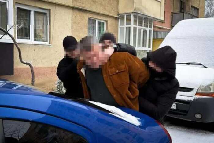 Тариф 5% за Rolex: як головний ревізор Закарпатської митниці організував ввезення люксових аксесуарів