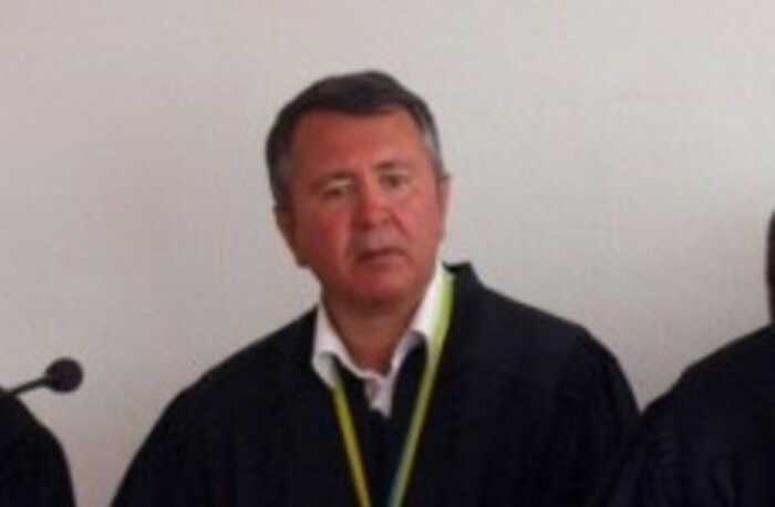 Хабар у пакеті з яблуками: ВАКС розпочав розгляд справи судді з Павлограда Щербини