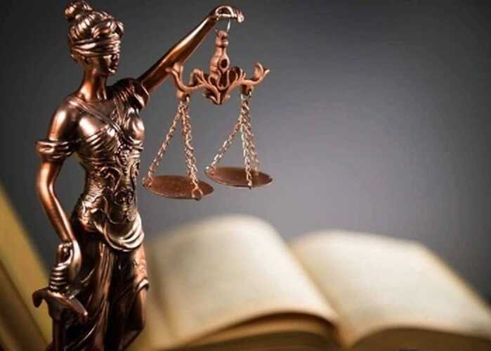 Судитимуть ексдиректорку товариства за заволодіння 2,2 мільйона гривень під час ремонту медуніверситету