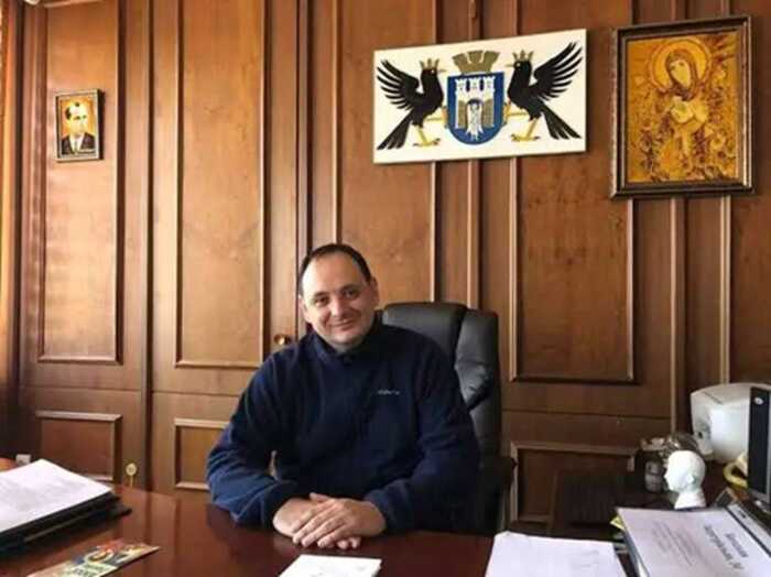 Елітне гніздечко для тещі: мер Марцінків «засвітив» будинок у Franko River Club вартістю до 500 тисяч доларів