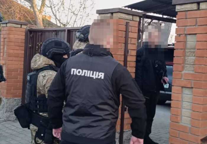 В Україні викрили масштабну схему привласнення та продажу квартир померлих і самотніх людей