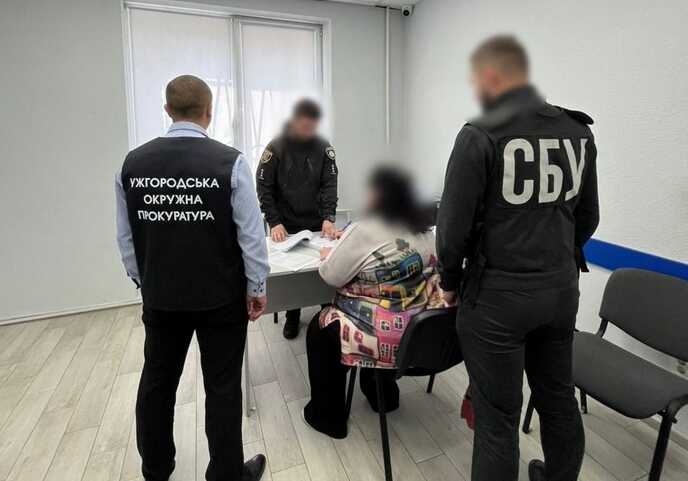 В Ужгороді посадовицю лікарні судитимуть за розтрату 468 тисяч гривень
