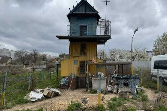 Від голубника до житлового комплексу: суд зупинив схему захоплення 0,5 га землі у Святошинському районі