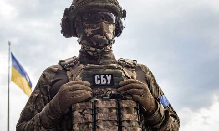Мільйон доларів без бізнесу: як родичі нового керівника СБУ Харківщини Дениса Лутія скуповували майно під час його служби