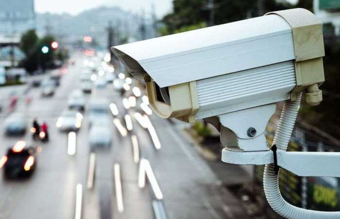 У Київраді знову «завалили» проєкт камер автофіксації ПДР: депутати бояться стеження