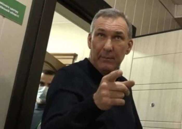 Автопарк на 20 мільйонів: як родина заступника керівника РСЦ МВС Геннадія Погорєлова скуповує елітні електрокари