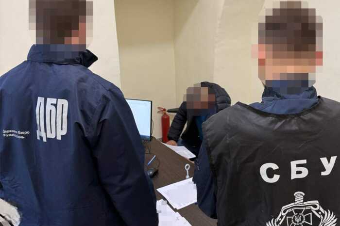 У військовій частині на Львівщині за 5–15 тисяч доларів списували зі служби за фейковими довідками