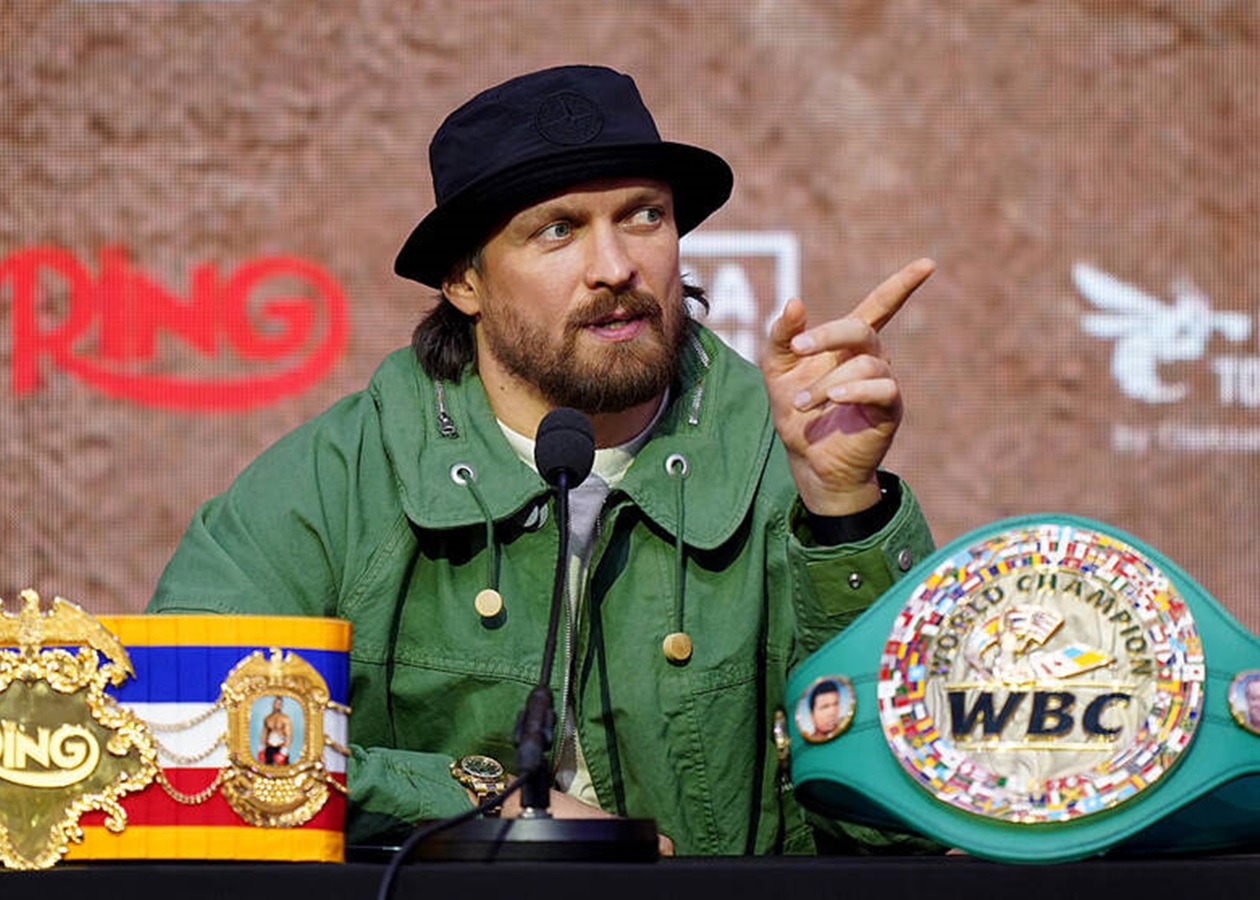 Усик планує три останні бої: яка доля трилогії з Ф’юрі?