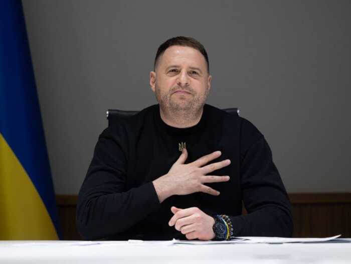 «Жодного дому немає»: Єрмак заперечує володіння елітним котеджем під Козином