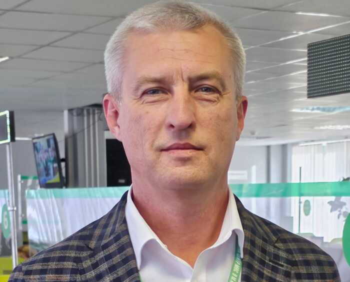 Керівник ТСЦ МВС Валерій Делікатний задекларував готівку та Tesla за заниженою ціною