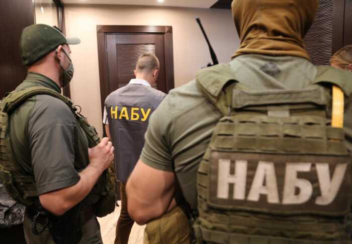 НАБУ викрило керівництво Академії аграрних наук на схемі: розкрадено 15 га землі під Києвом