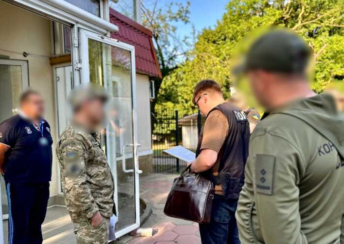 15 мільйонів на фіктивних військових: командира батальйону підозрюють у масштабному розкраданні